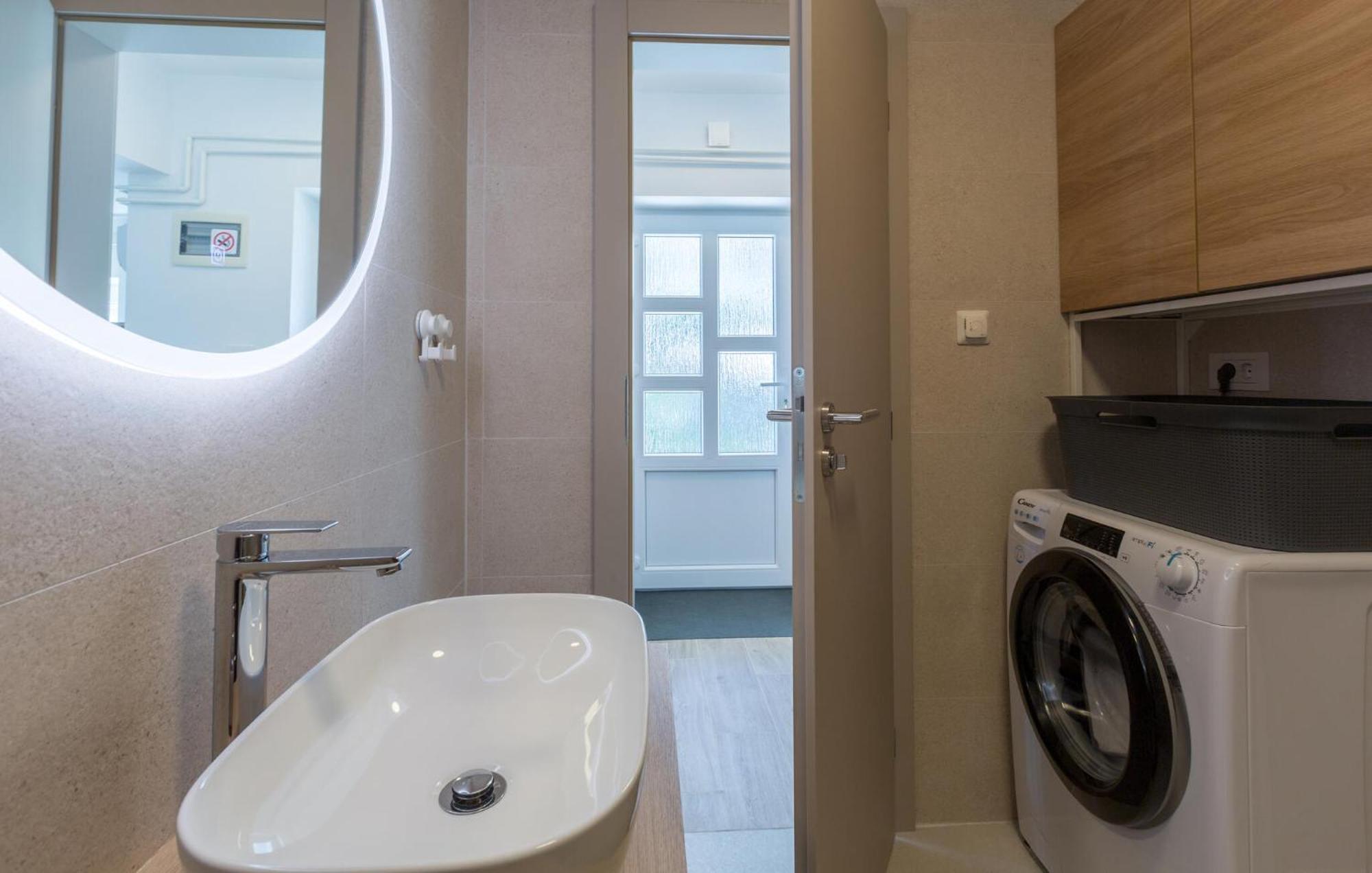 1 Bedroom Beautiful Apartment In פורץ מראה חיצוני תמונה